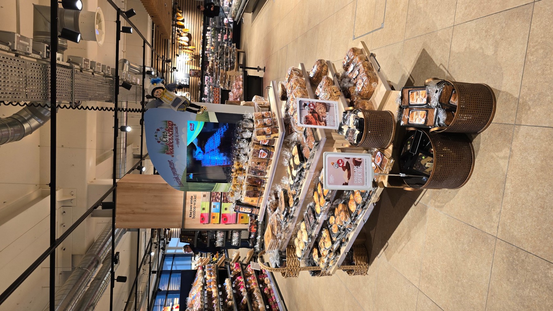 20251121 144044 (Large)